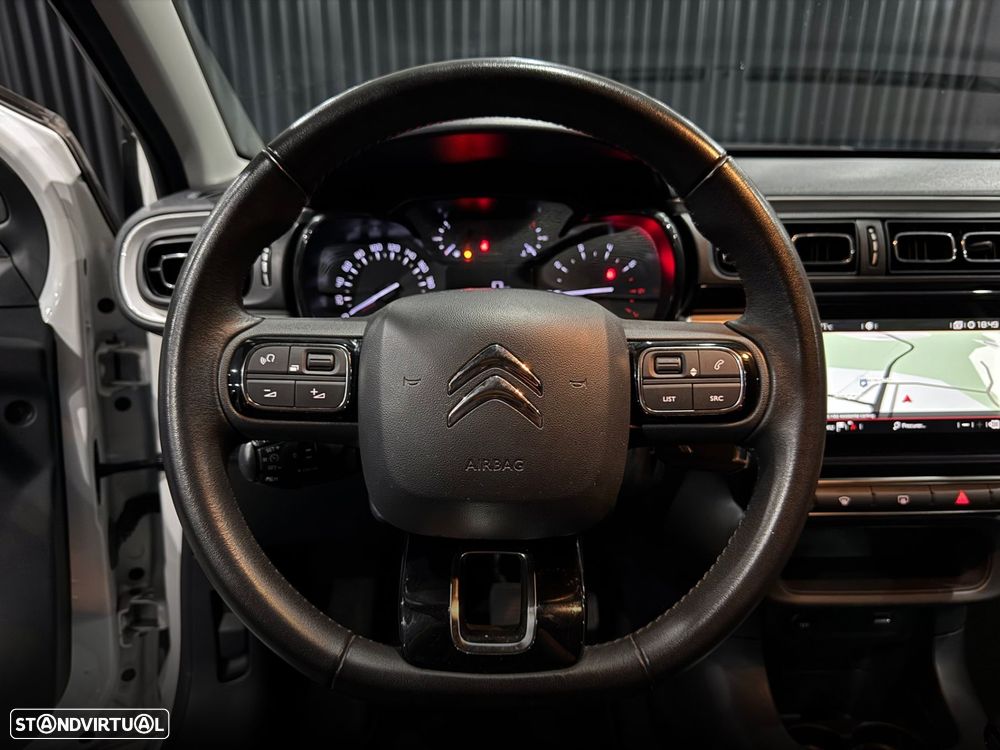 Citroën C3 1.2 PureTech Shine - 17