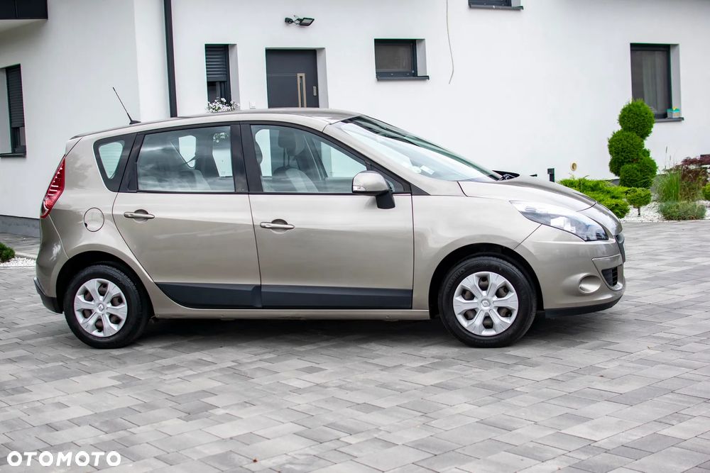 Renault Scenic - 13