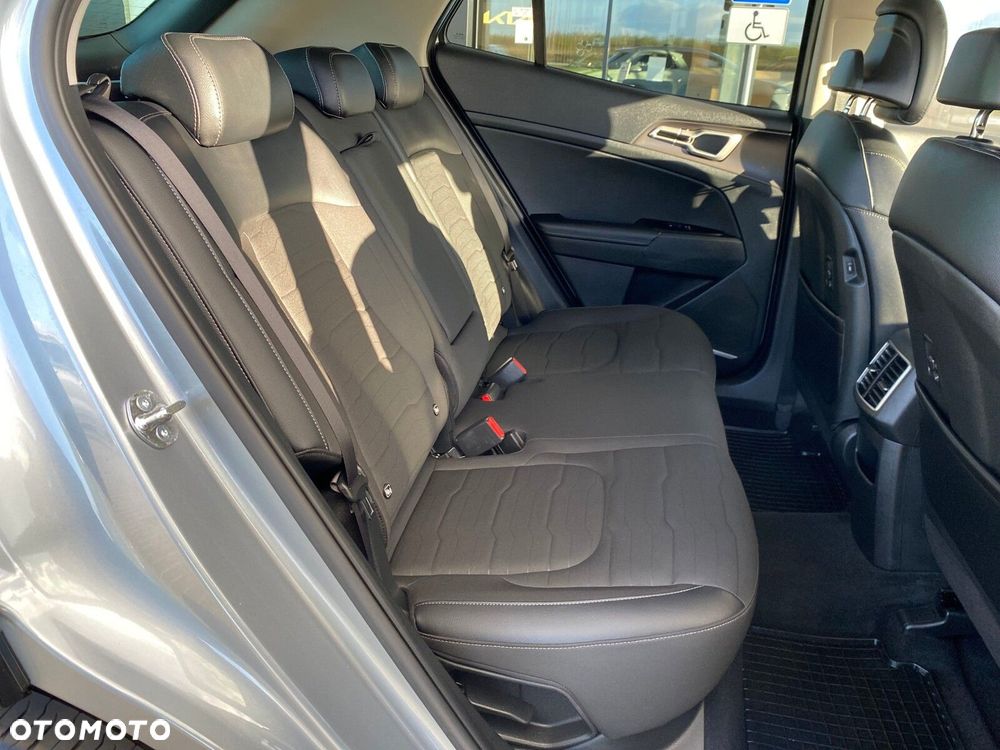 Kia Sportage - 16