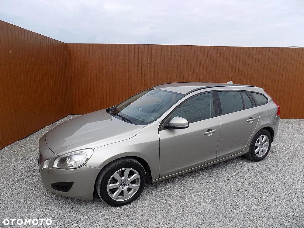 Volvo V60 D2 Kinetic - 28