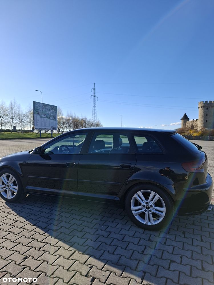Audi A3 Sportback 1.9 TDI Attraction - 3