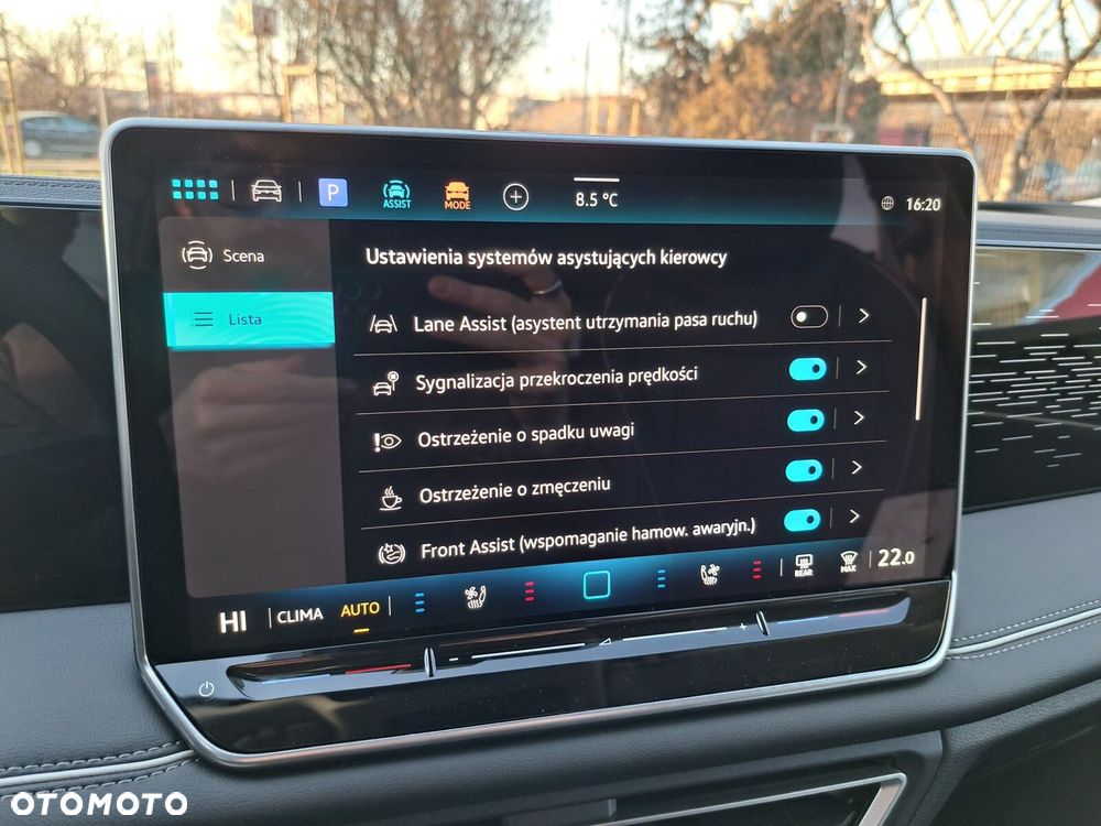 Volkswagen Tiguan - 21