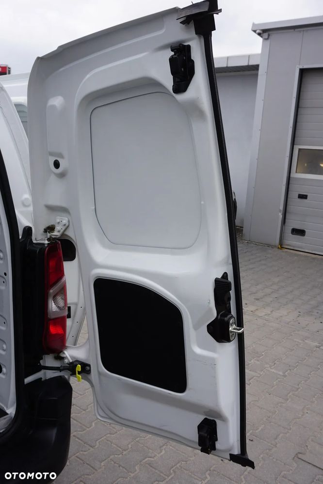 Toyota ProAce Kombi D-4D Medium 2,6t - 15