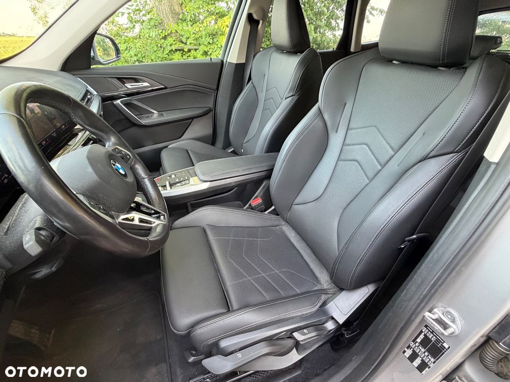 BMW X1 sDrive18i xLine - 16