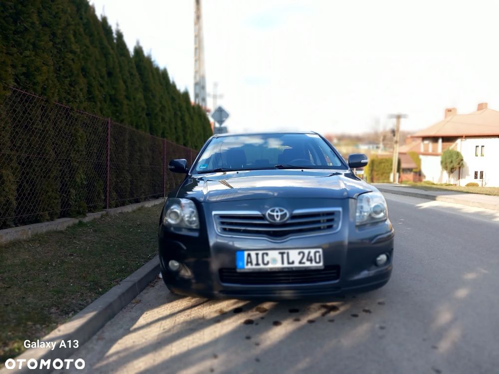 Toyota Avensis 2.0 VVT-i Executive - 5