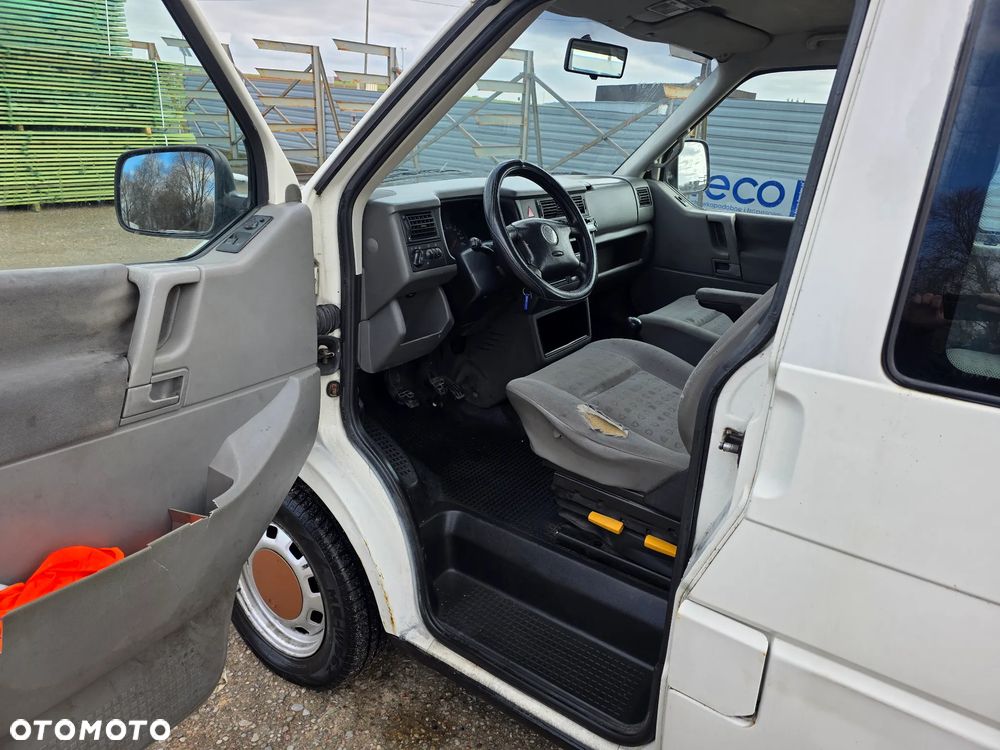 Volkswagen Transporter - 7