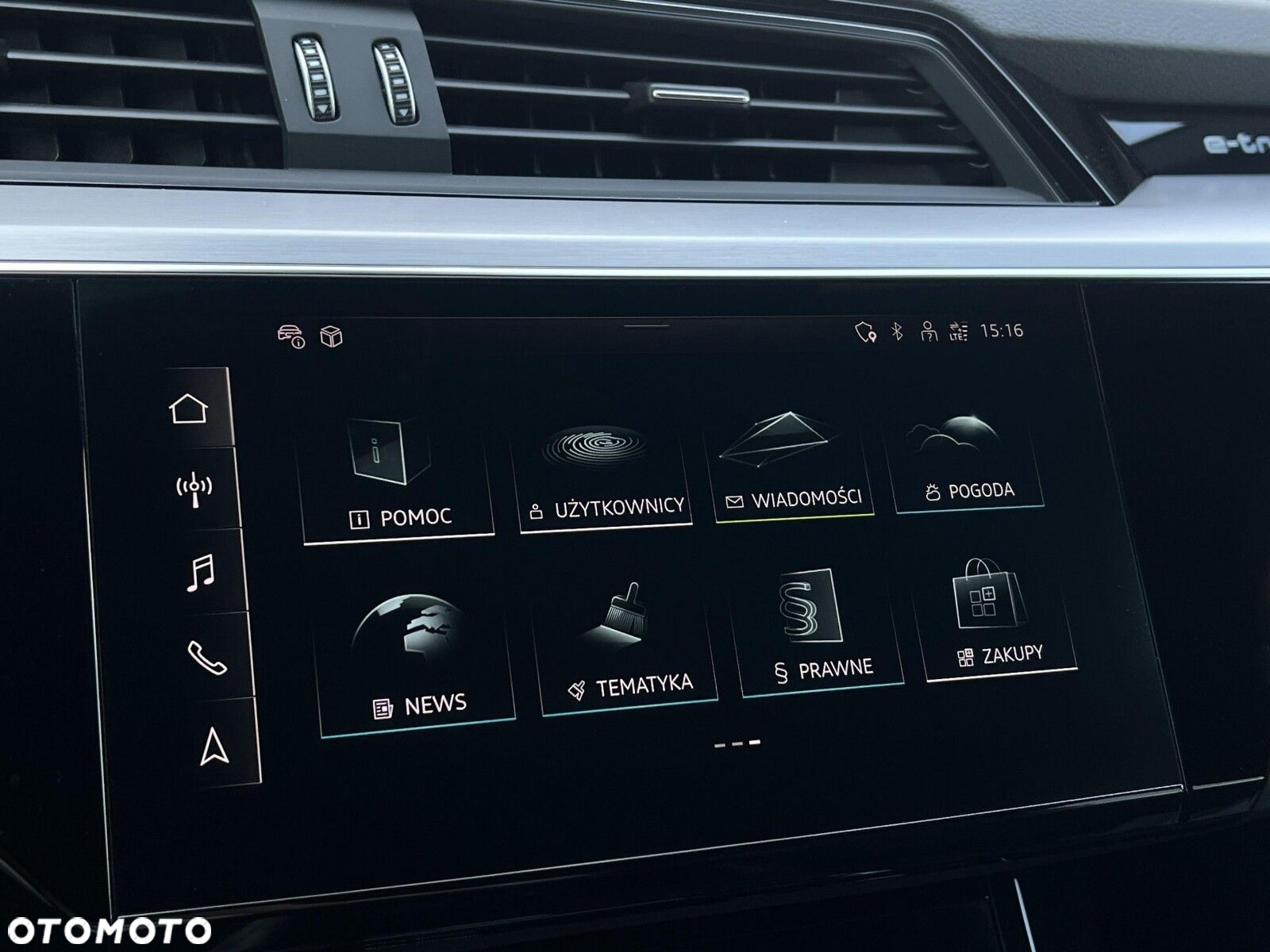 Audi e-tron - 23