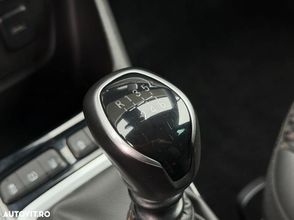 Opel Crossland 1.2 Business Elegance - 26