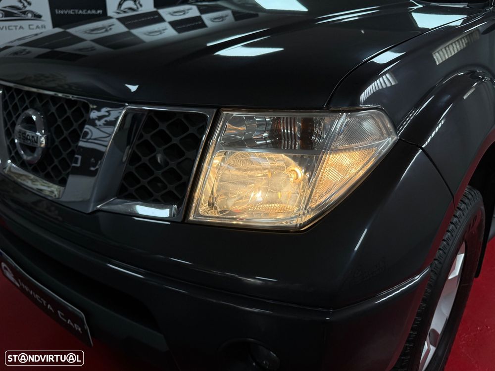 Nissan Pick Up 2.5 TD CD Navara Pilot ABS+FN+CD - 10