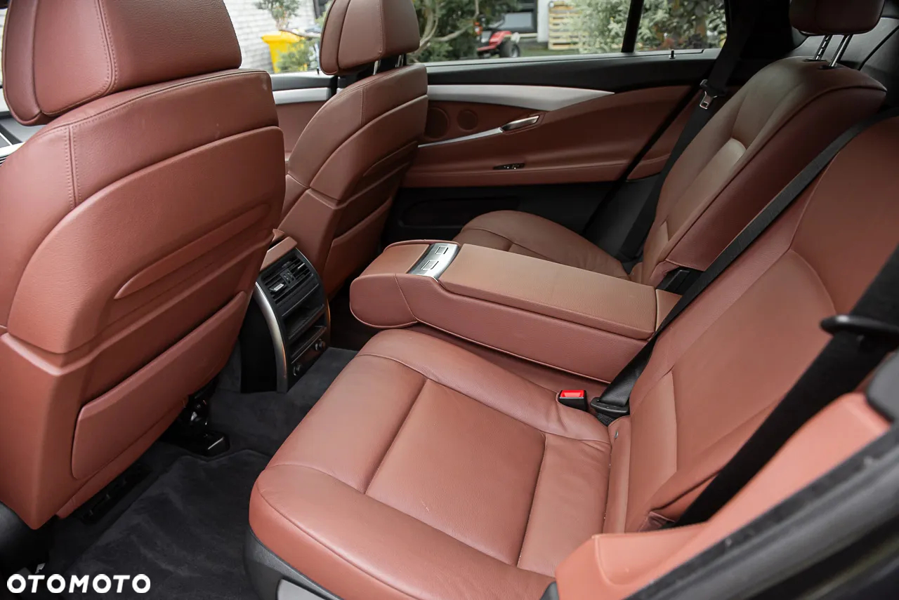 BMW 5GT 535i xDrive - 31