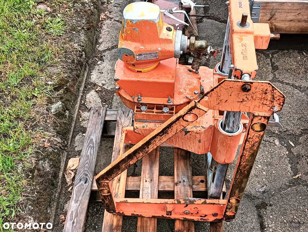 GOLZ KB 300 Wiertnica pneumatyczna Wiertarka rdzeniowa Atlas Copco LSS64 S060-23 - 3