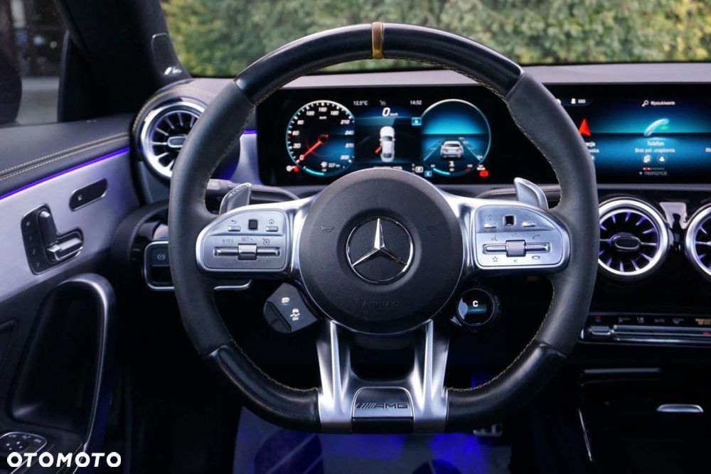 Mercedes-Benz CLA - 9