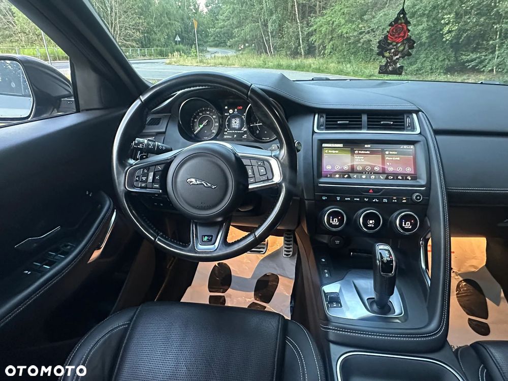Jaguar E-Pace D150 AWD R-Dynamic - 28