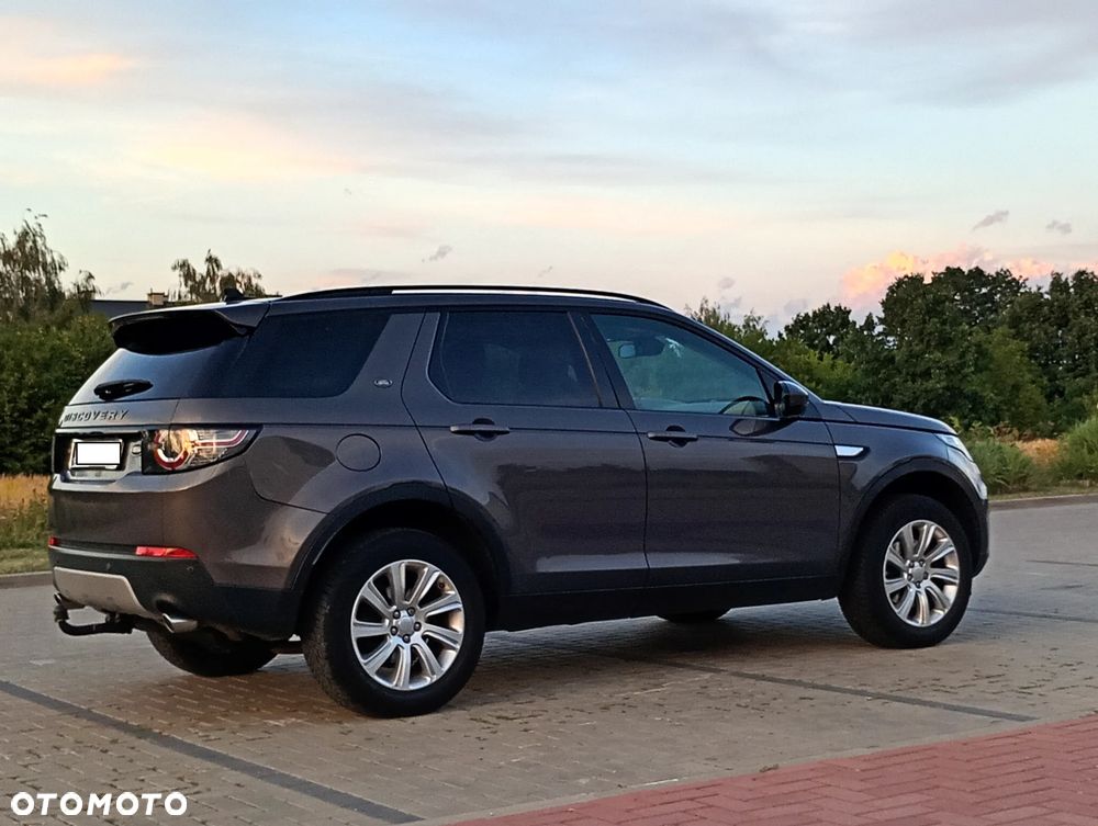 Land Rover Discovery Sport - 10
