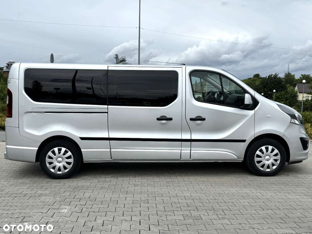 Opel Vivaro - 12