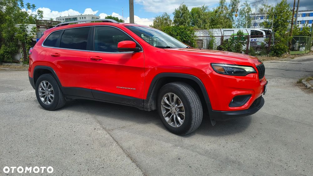 Jeep Cherokee - 5