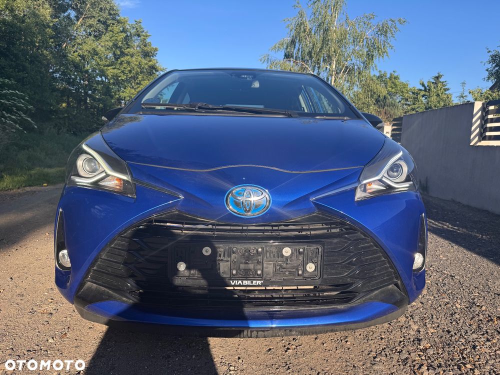 Toyota Yaris Hybrid 100 Selection Platinum - 21