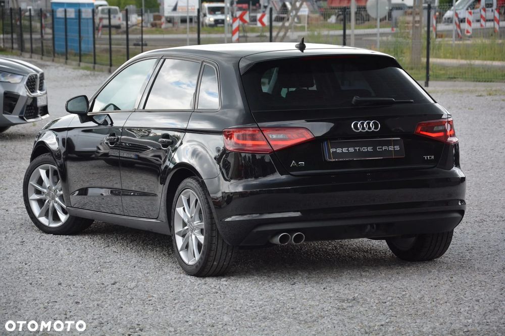 Audi A3 Sportback 2.0 TDI DPF S tronic Attraction - 11