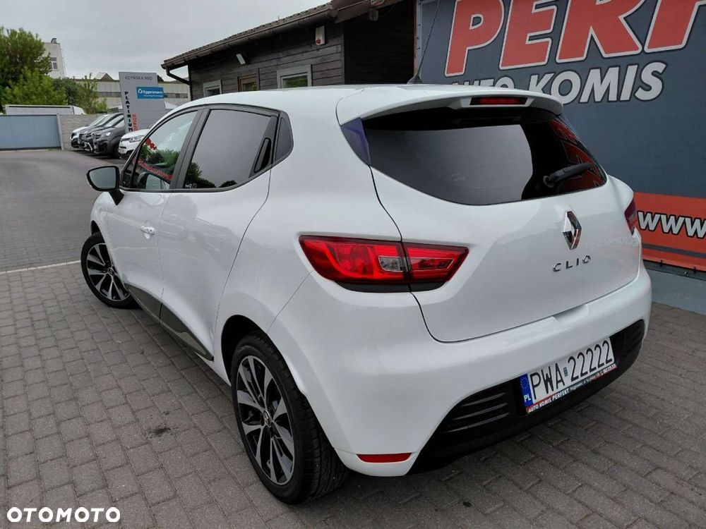 Renault Clio - 6