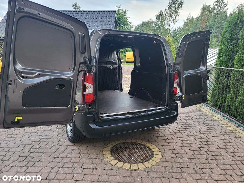 Opel COMBO - 9