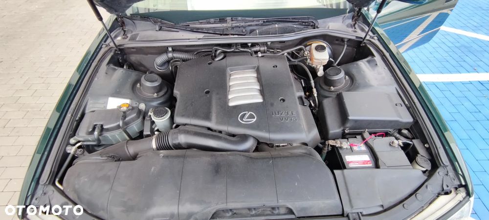 Lexus LS Standard - 33