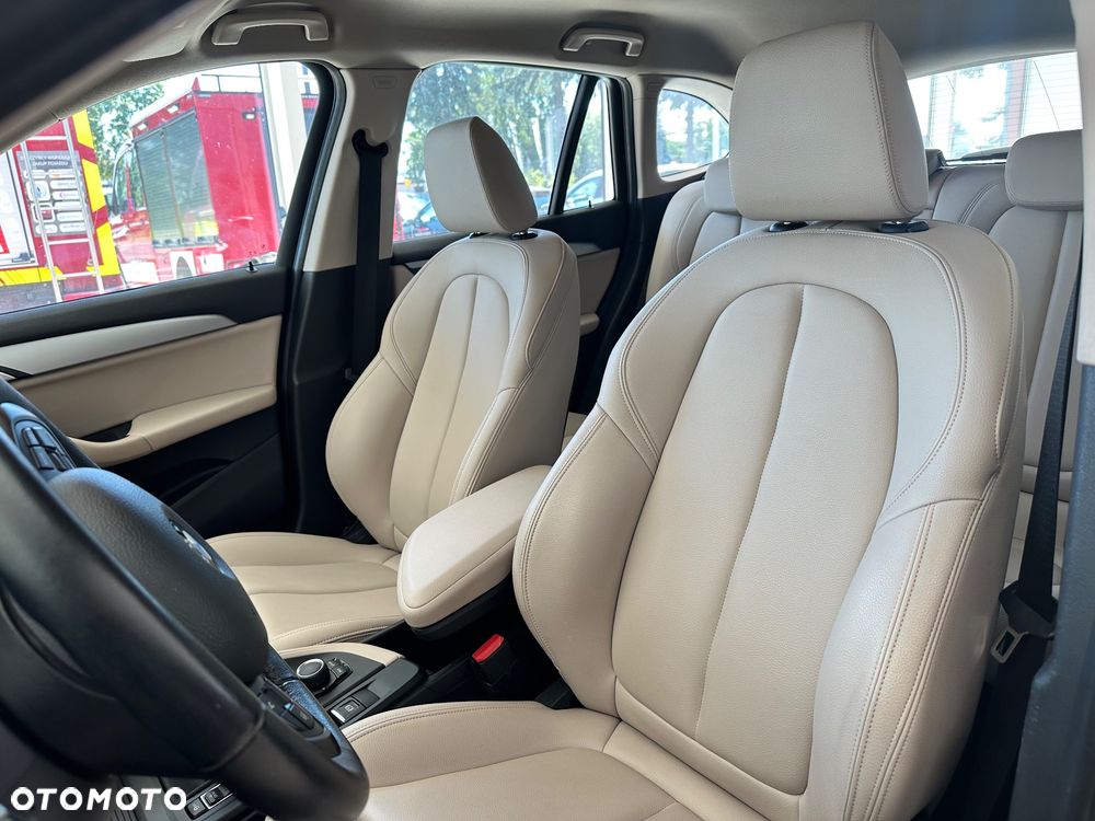 BMW X1 sDrive18i GPF xLine - 6