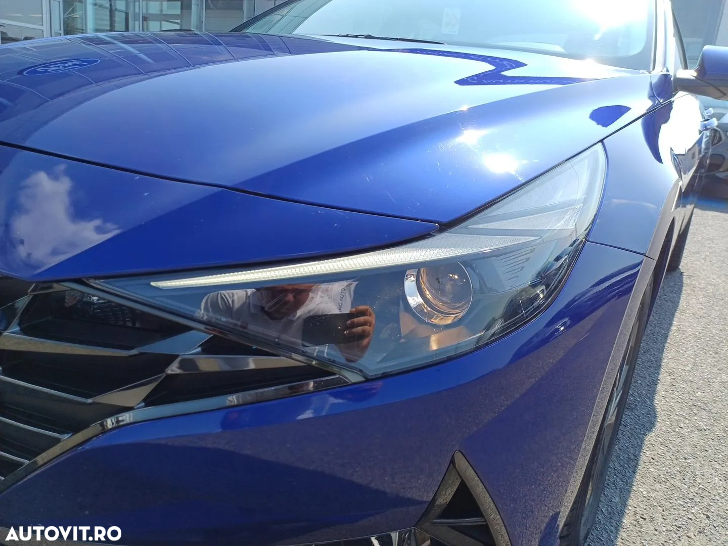 Hyundai Elantra - 28