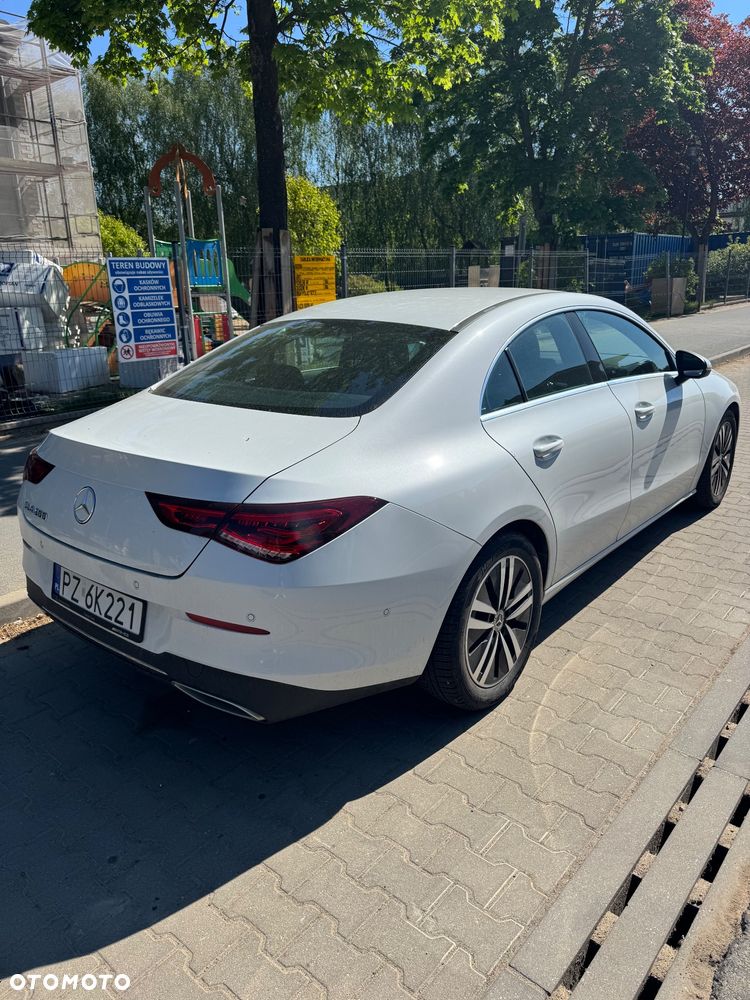 Mercedes-Benz CLA 200 7G-DCT - 3
