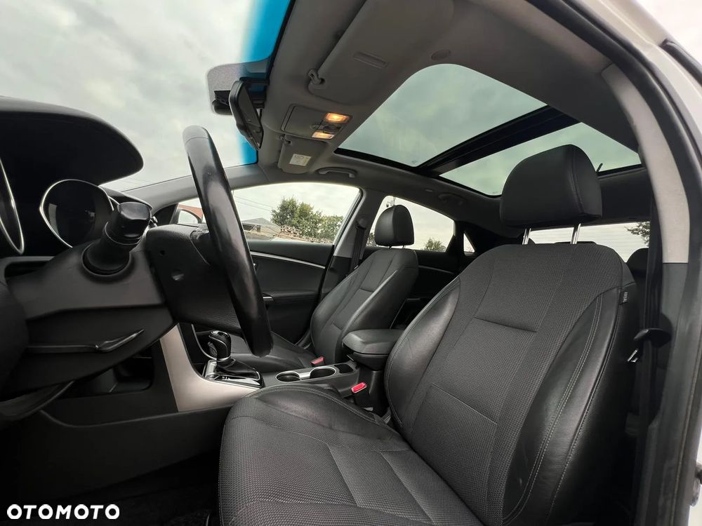 Hyundai i30 1.6 GDI Premium - 22