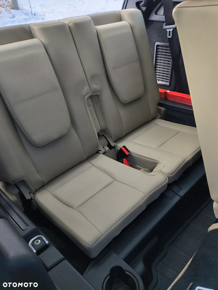 Land Rover Discovery Sport D150 R-Dynamic HSE - 4