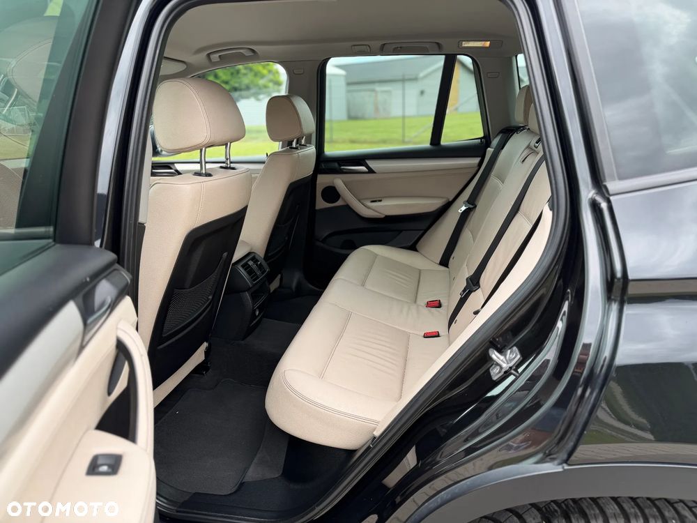 BMW X3 xDrive20d - 34