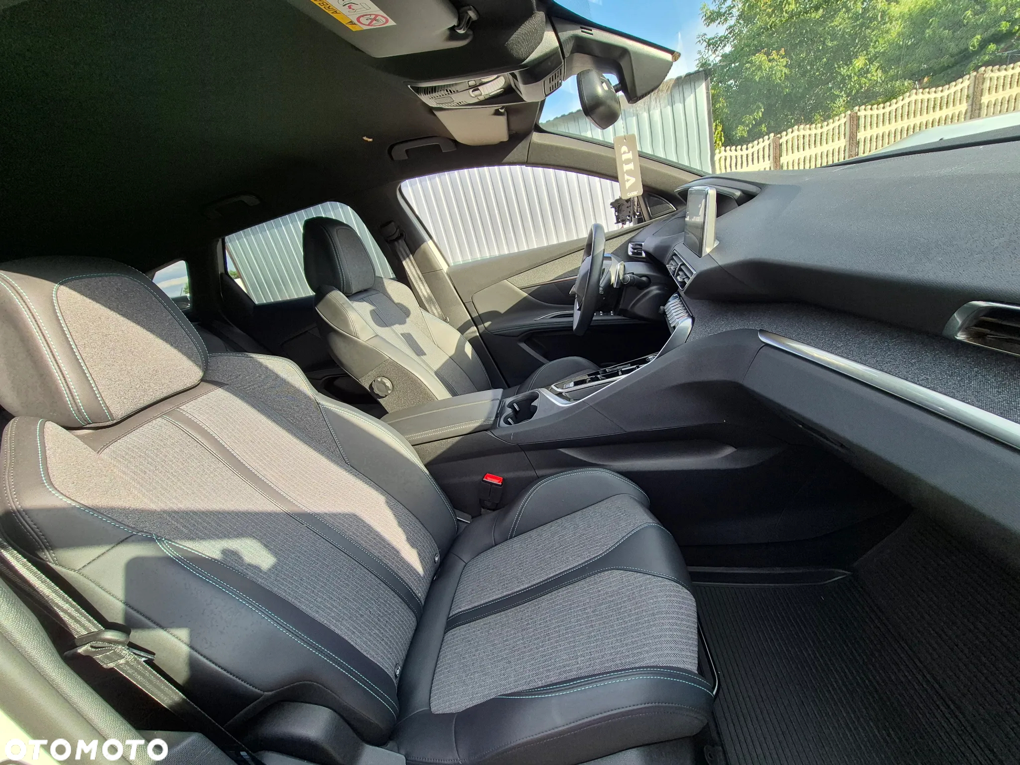 Peugeot 3008 1.5 BlueHDi Allure Pack S&S EAT8 - 13