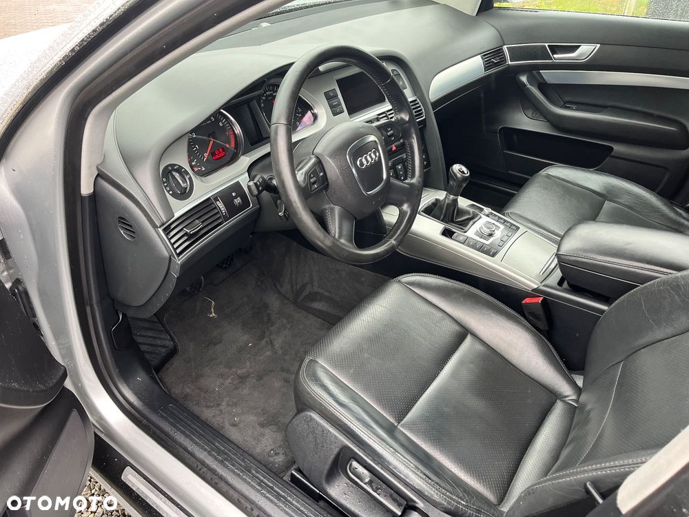 Audi A6 Limousine 2.4 - 7