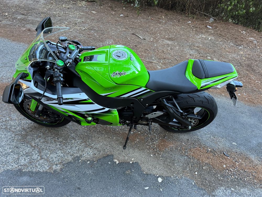 Kawasaki ZX 10 R Aniversario - 9