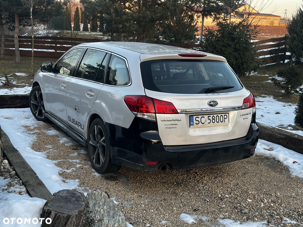 Subaru Legacy 2.0R Comfort - 2