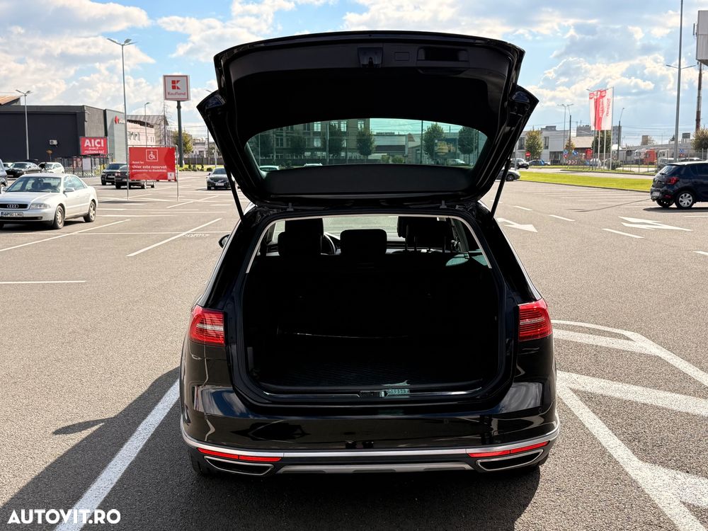 Volkswagen Passat - 22