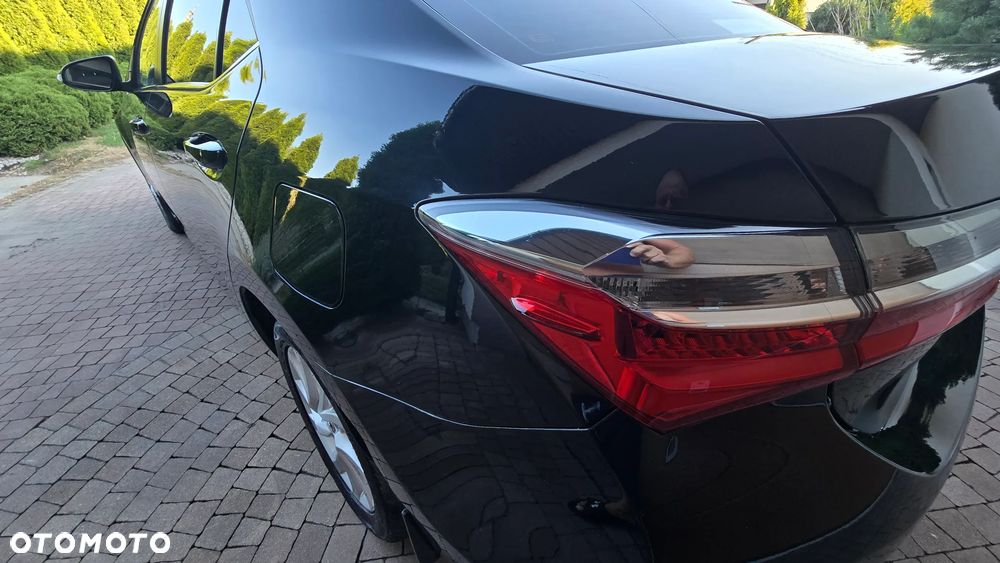 Toyota Corolla - 17