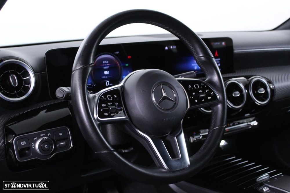 Mercedes-Benz A 250 e Style Plus - 22