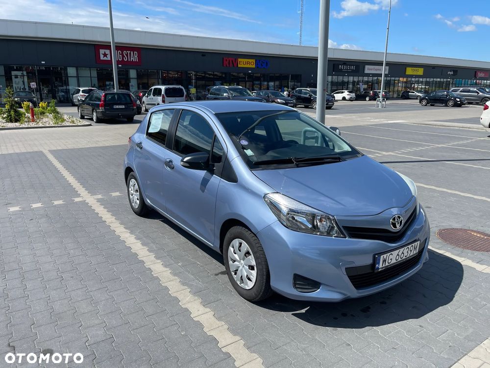 Toyota Yaris - 1