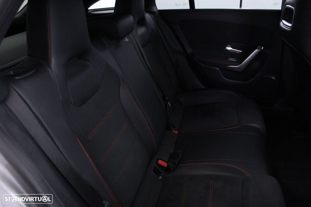 Mercedes-Benz CLA 180 d Shooting Brake AMG Line Aut. - 15