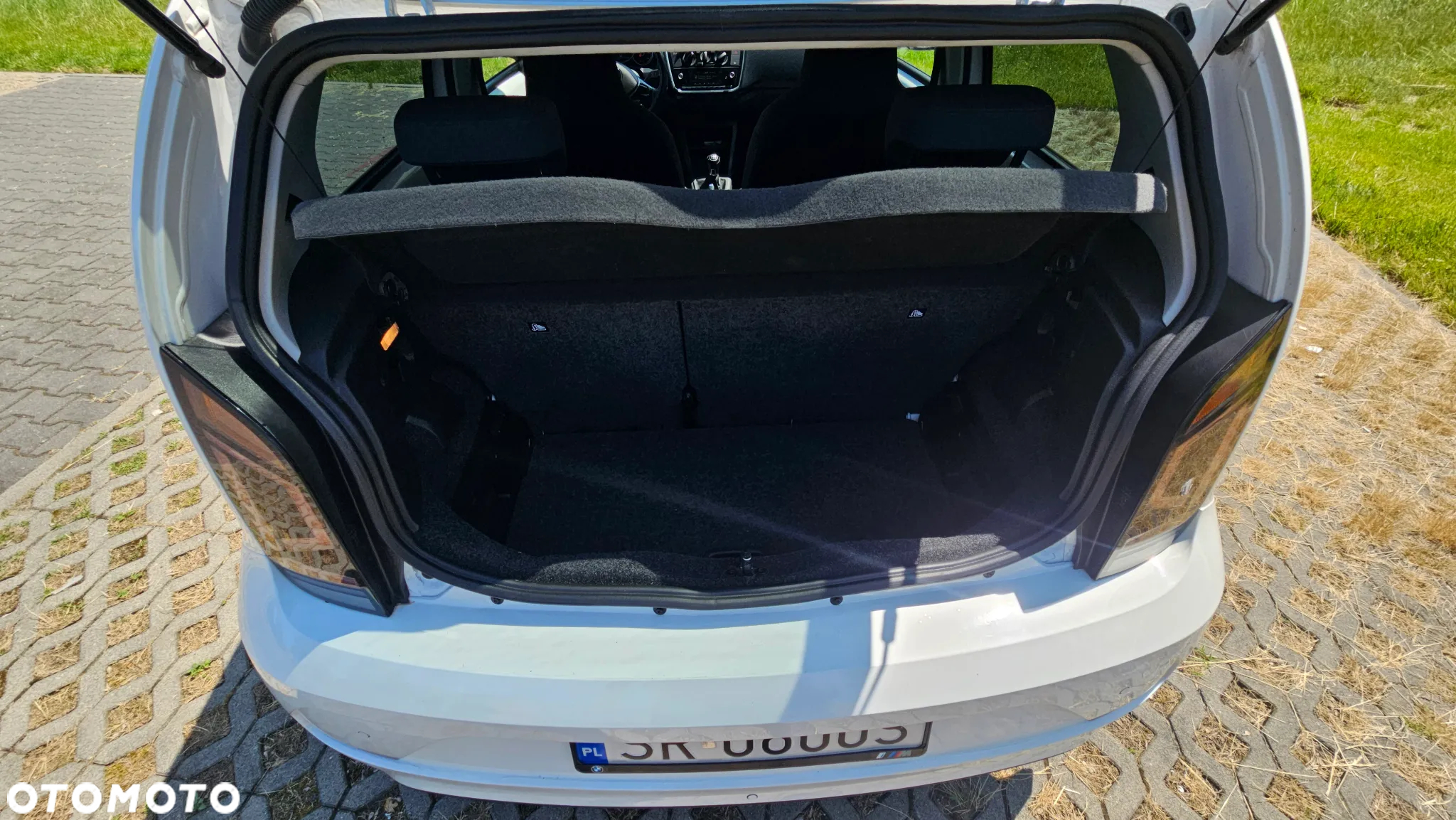 Volkswagen up! 1.0 move - 10