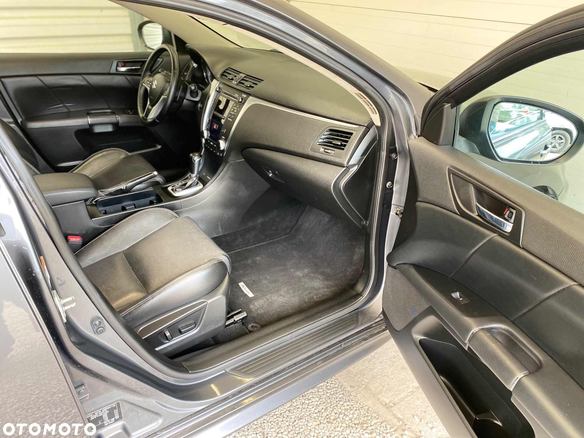 Suzuki Kizashi 2.4 Sport 4WD CVT - 15