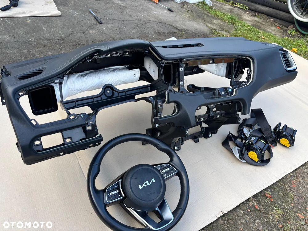 Kia Ceed III 2021deska rozdzielcza , poduszka kierownicy - 3