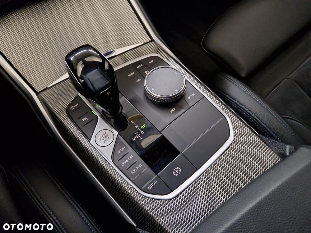 BMW Seria 3 320d xDrive mHEV M Sport sport - 17