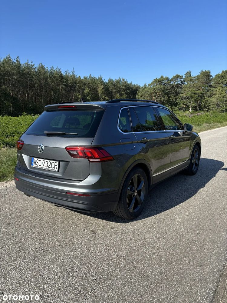 Volkswagen Tiguan - 9