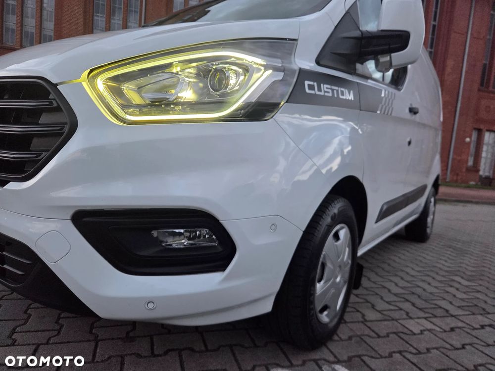 Ford Transit Custom - 21