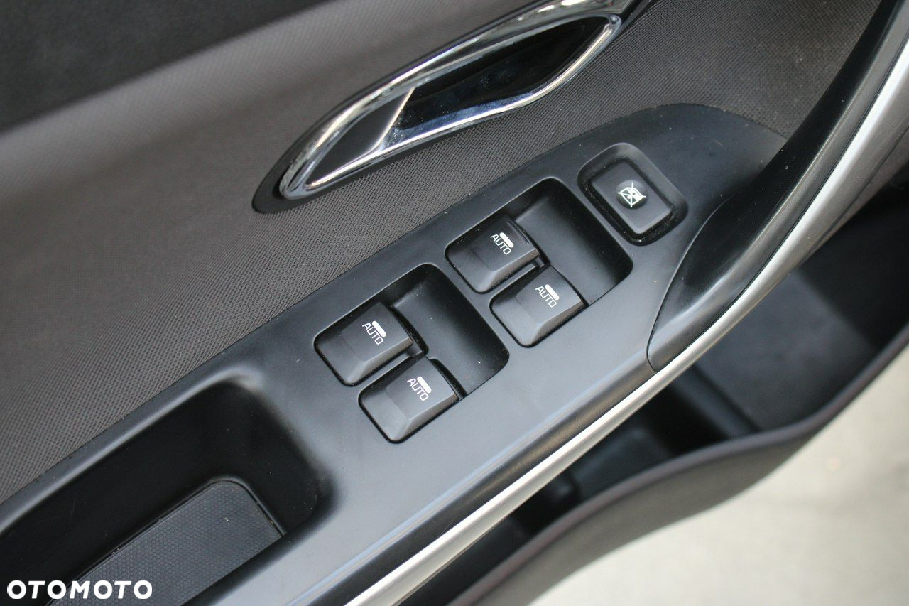 Kia Ceed Cee'd 1.4 L - 24