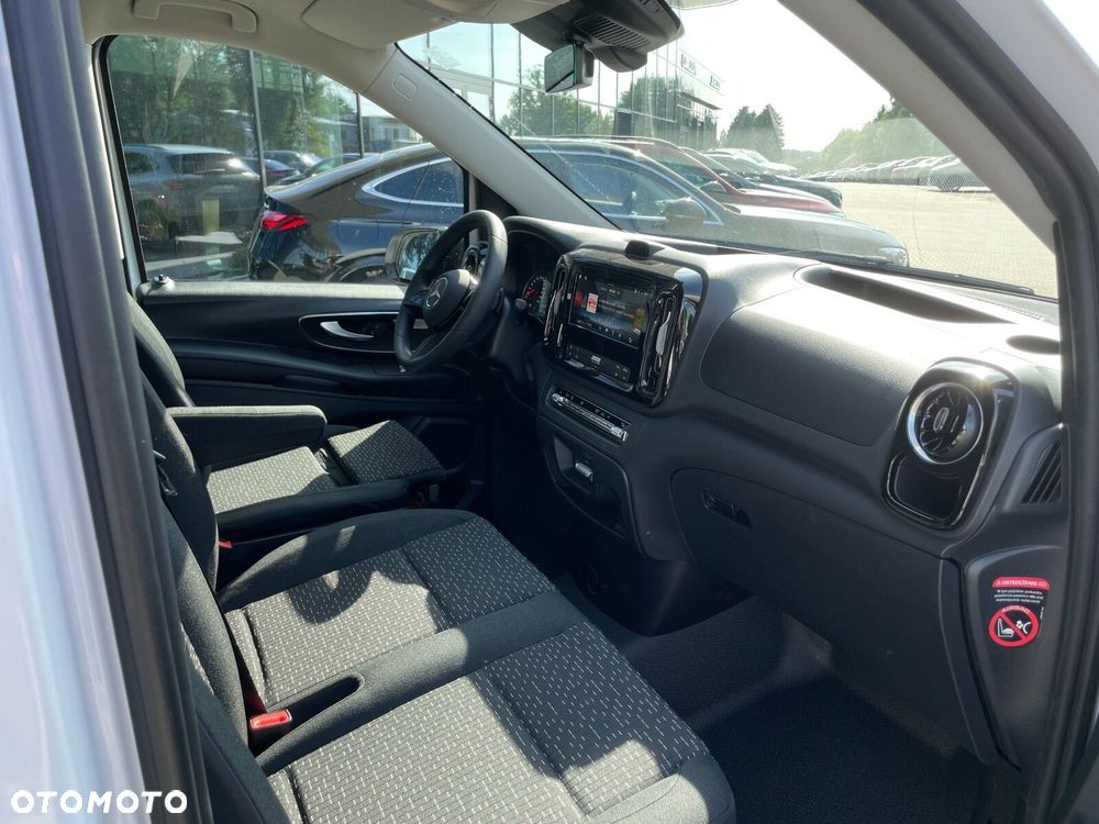 Mercedes-Benz Vito - 11