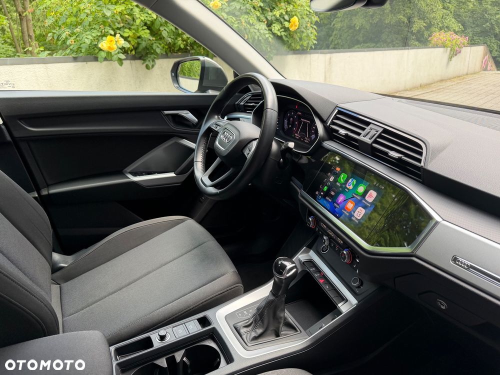 Audi Q3 35 TDI S tronic - 11
