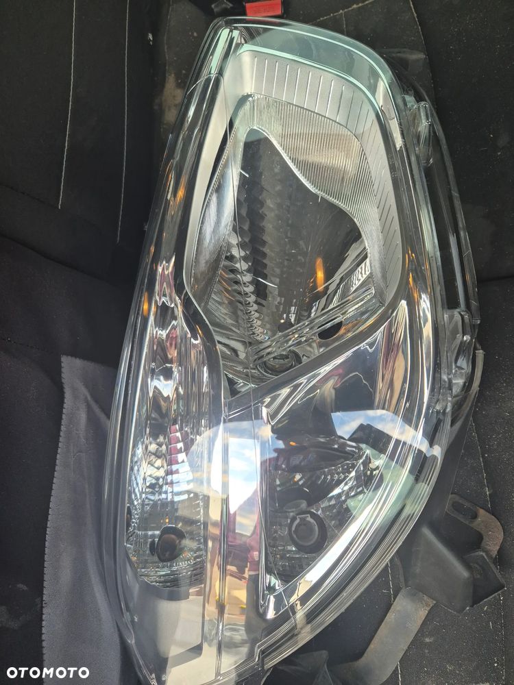 Dacia Lodgy dCi 90 Laureate - 8